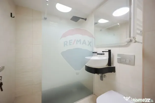 De vânzare apartament PB, 3 camere, Rogerius - RENOVAT C...