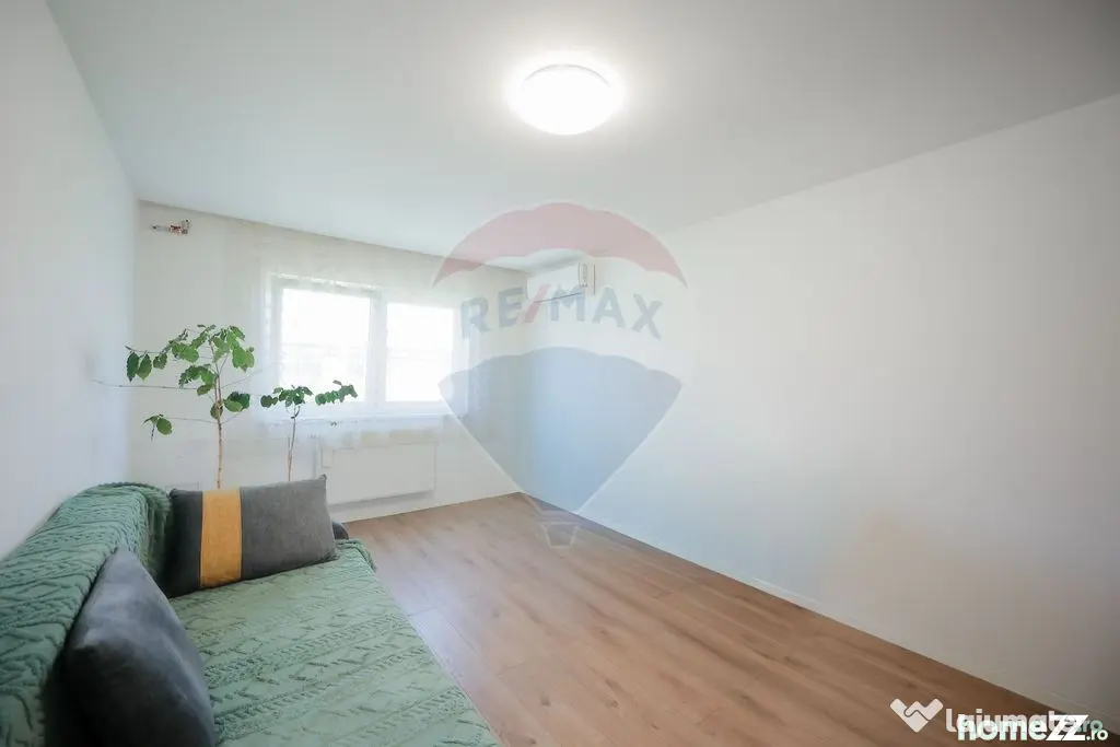 De vânzare apartament PB, 3 camere, Rogerius - RENOVAT C...