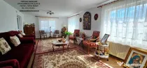 Proprietate -casa mobilata,utilata, anexa,beci,garaj,teren- comZanesti