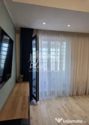 Apartament 3 camere zona Delfinariu 