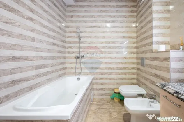 Apartament cu 3 camere, 99mp utili, 2 băi, parcare subte...