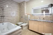 Apartament cu 3 camere, 99mp utili, 2 băi, parcare subte...