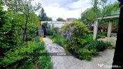 Vă propunem spre vânzare o proprietate spațioasă 