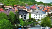 Vă propunem spre vânzare o proprietate spațioasă 