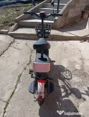 Scuter electric,aproape nou 