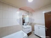 Casă / Vilă cu 5 camere de vânzare la 12-15 minute de ... 