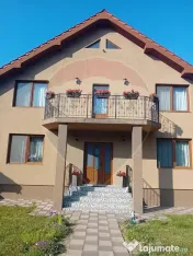 Casă / Vilă cu 5 camere de vânzare la 12-15 minute de ... 
