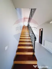 Casă / Vilă cu 5 camere de vânzare la 12-15 minute de ... 