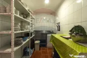 HOSTEL ADABELLE Brasov- 25 de ani de Poveste/ zona Centru...