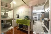 HOSTEL ADABELLE Brasov- 25 de ani de Poveste/ zona Centru... 
