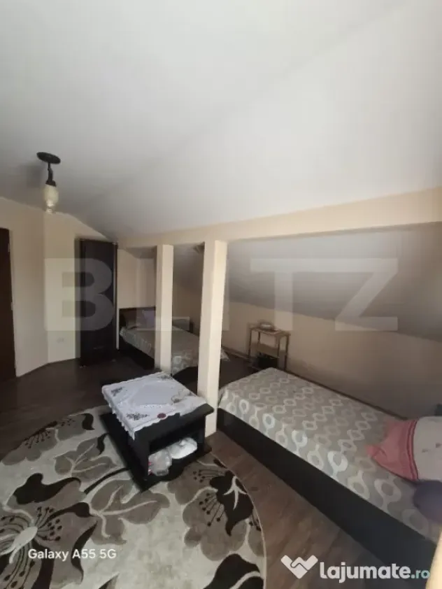 Casa 5 dormitoare, 204 mp utili, teren 1550 mp, zona Ardud