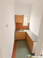 Spatiu pretabil:birouri cabinete servicii, acces stradal,c 