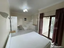 Apartament 3 camere, 65 mp, scară interioară și curte - C
