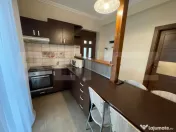 Apartament 3 camere, 65 mp, scară interioară și curte - C 