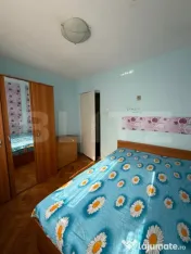 Apartament 3 camere, decomandat, etajul 3, zona 9 Mai 