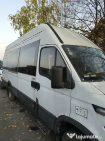 Microbuz Iveco daily întreg pentru piese
