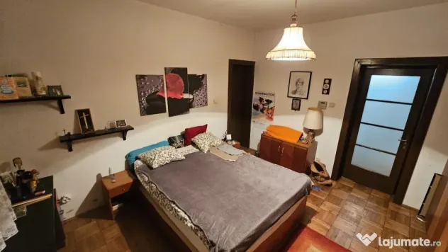 Casă ULTRACENTRALĂ + garaj – ideală firmă sau locuinț
