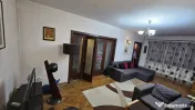 Casă ULTRACENTRALĂ + garaj – ideală firmă sau locuinț 