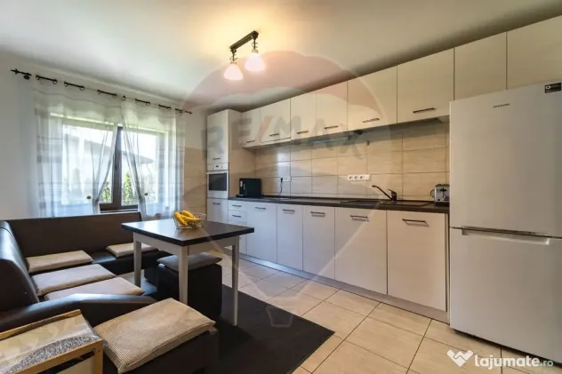 Casa de Poveste - Feldioara, str. Barsei/ 4 camere/ curte!
