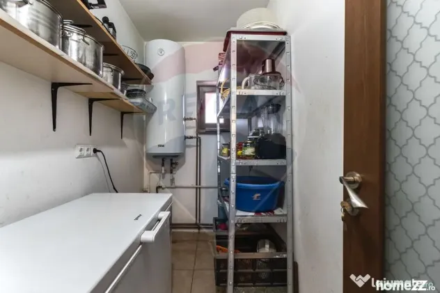 Casa de Poveste - Feldioara, str. Barsei/ 4 camere/ curte!