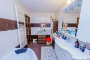 CASA in Catalina - confort , intimitatea si eficienta ene... 