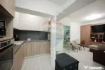 Casă / Vilă cu 3 camere de vânzare în zona Centrală-...