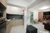 Casă / Vilă cu 3 camere de vânzare în zona Centrală-...