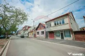 Casă / Vilă cu 3 camere de vânzare în zona Centrală-...