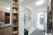 Casă / Vilă cu 3 camere de vânzare în zona Centrală-...