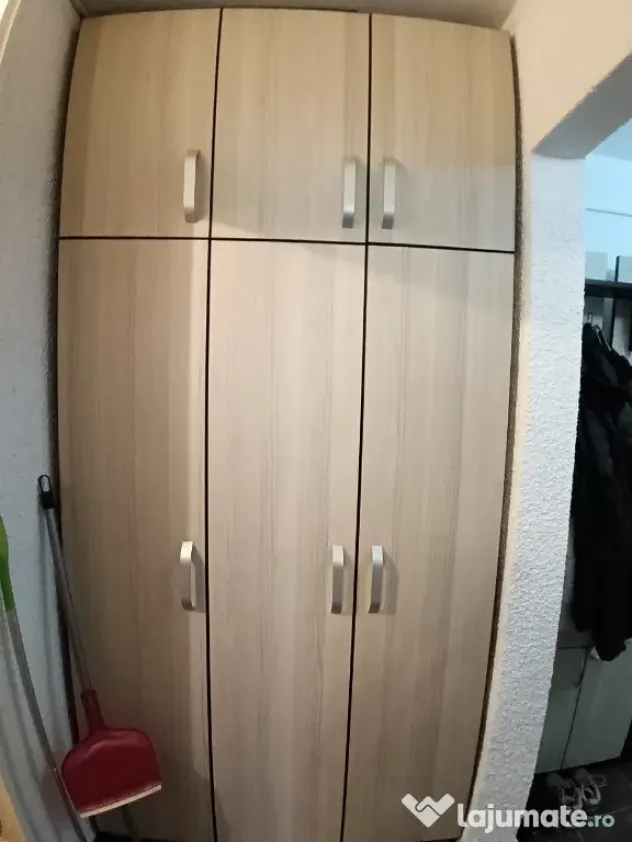 Apartament cu 4 Camere Decomandate in Burdujeni