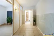 FILM! Targu Secuiesc,2 camere,partial renovat,recomandat:loc