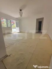 Apartament de vanzare, cu 3 camere, 65 mp, zona Blocuri, Cam 