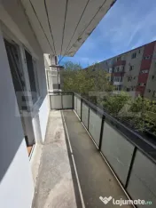Apartament de vanzare, cu 3 camere, 65 mp, zona Blocuri, Cam 