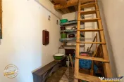 FILM! Casa traditionala, pe domeniu pretios, de 7.608 mp, Ce 