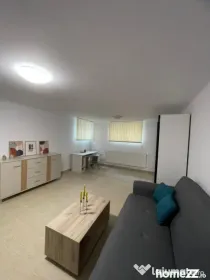 Apartament la casa, 40 mp, zona Centrala
