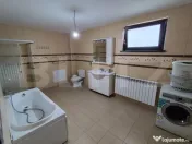 Casă, teren 1.378 mp, ideală pentru familie sau investiți 