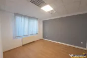 Spatiu, configurat pe trei niveluri, Central, Brasov 