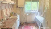 Vand apartament 2 camere decomandat in Deva, pe Bld. Balcescu, etaj 1, 