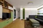 Casa 5 camere, 3 bai-Strada Morii Stefanesti-Arges 