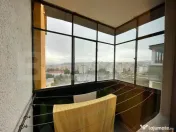Apartament de 3 camere, decomandat, 74 mp, zona strazii Para 