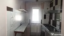 Inchiriez apartament 3 camere in Deva, zona Scarisoara, etaj 2,