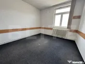 Spațiu Comercial / Birouri de Închiriat – 140 mp – Dev 