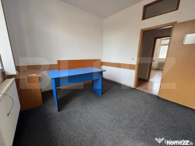 Spațiu Comercial / Birouri de Închiriat – 140 mp – Dev