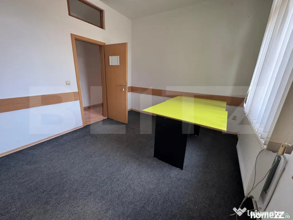 Spațiu Comercial / Birouri de Închiriat – 140 mp – Dev