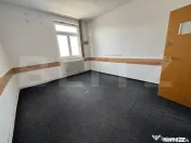 Spațiu Comercial / Birouri de Închiriat – 140 mp – Dev 