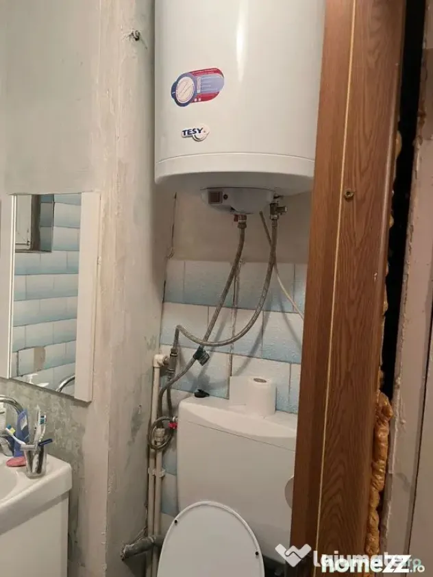 De vanzare apartament 3 camere Micro 16, etaj 4/4, 65.000...