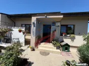 CASA PARTER LOCUITA UTILATA TOTAL IN BARIERA VALCII 