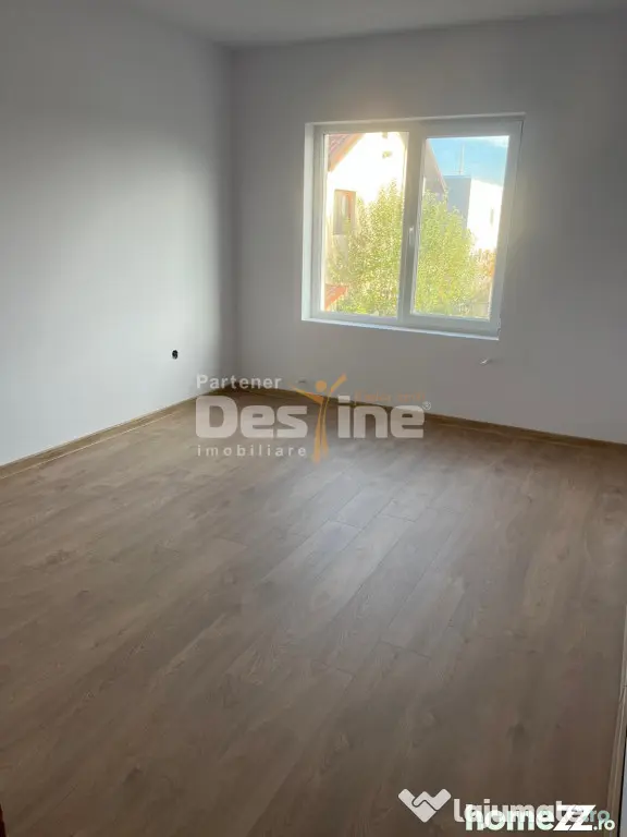 Casă tip duplex P+1 | sc. 140 mp | teren 250 mp | 2 parcăr