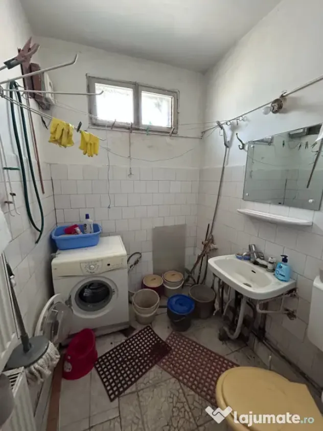 Casa 3 camere Zona Centrala, constructie caramida si boltari