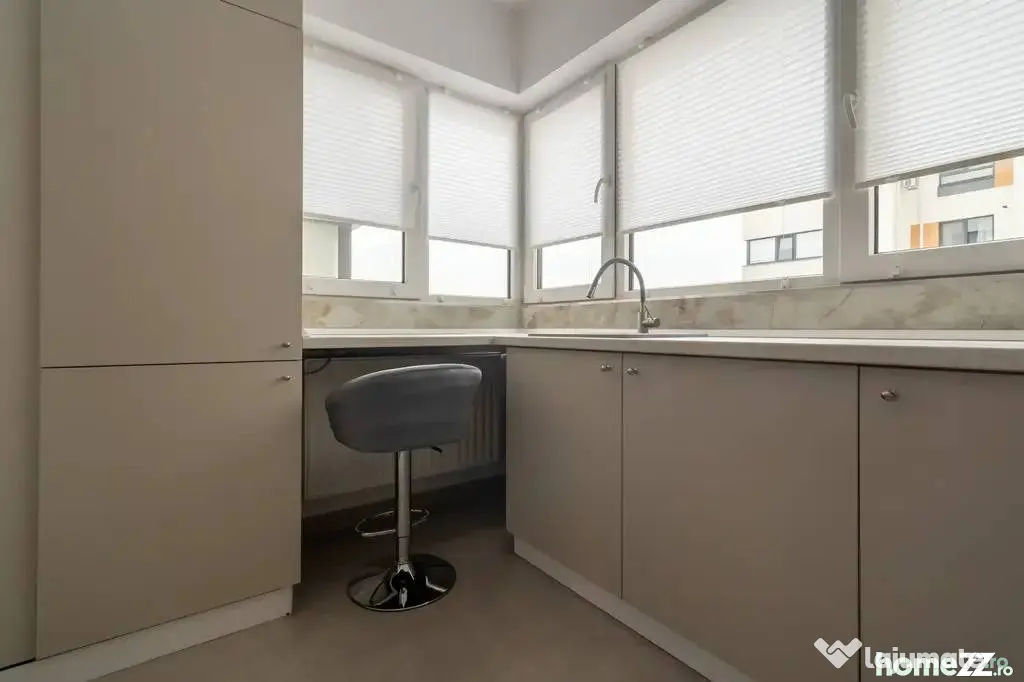 Apartament 2 camere – Vanzare - Mobilat cu Designer –...